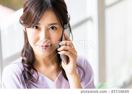 淺談智能手機的女人 85538689