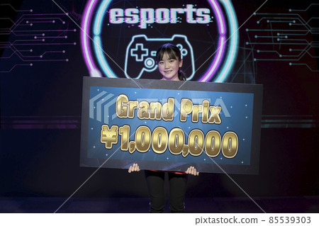 Esports tournament victory image Girl with a prize panel 85539303