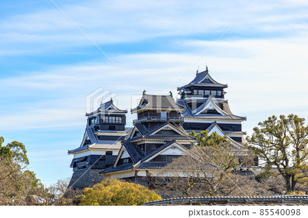 秋季修復的熊本城和修復前的牛島砲塔 熊本縣熊本市 85540098
