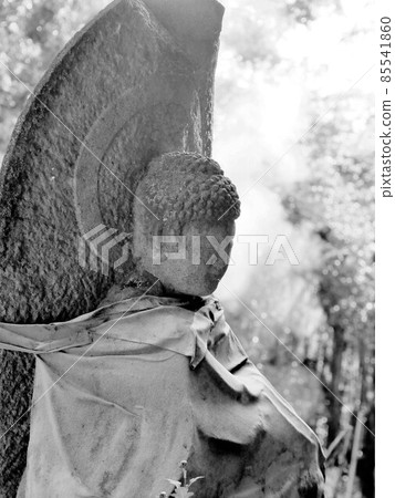 Stone Buddha statue at Okunoin Daishido in the mountains of Toshima (Higashi-ku, Kumamoto City) Stone Buddha statue at Okunoin Daishido in the mountains of Toshima (Higashi-ku, Kumamoto City) 85541860