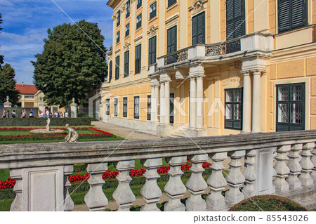 [Vienna] Schoenbrunn Palace 85543026