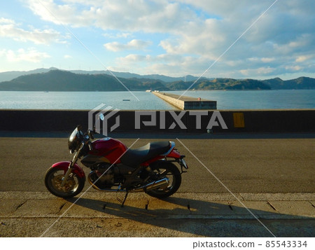 Touring at MOTOGUZZI Seaside view Touring at MOTOGUZZI Seaside view 85543334