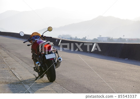 Touring at MOTOGUZZI Seaside view Touring at MOTOGUZZI Seaside view 85543337