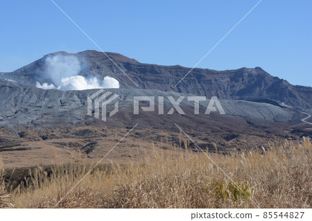 Aso Nakamidake提高羽毛 Aso Nakamidake提高羽毛 85544827