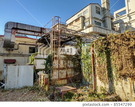 Old factory waiting for dismantling 85547299