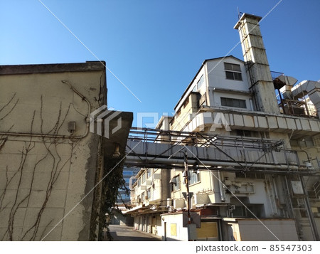 Old factory waiting for dismantling 85547303