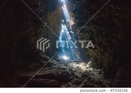 Undersea cave 03 Undersea cave 03 85548106