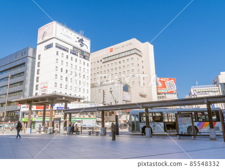 車站前的風景 長野站善光寺出口 車站前的風景 長野站善光寺出口 85548332