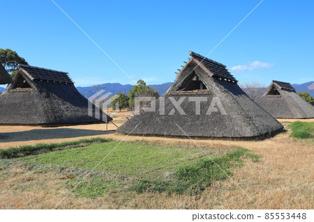 [Saga Prefecture] Yoshinogari Historical Park under clear skies (Mura in the south) 85553448