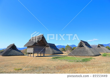 [Saga Prefecture] Yoshinogari Historical Park under clear skies (Mura in the south) 85553449