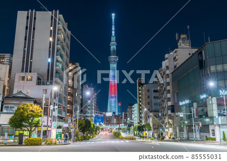 “東京”東京晴空塔 以“日之丸”為形象的特別照明 85555031