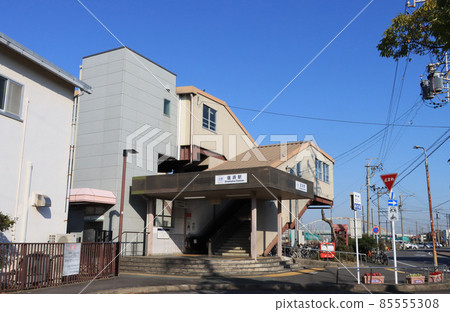 Shiohama Station on the Kintetsu Nagoya Line 85555308