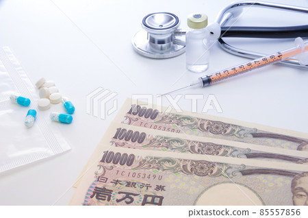 Image of medical expenses Image of medical expenses 85557856