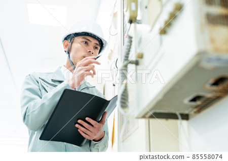 商業建築建設房地產商人男子 85558074