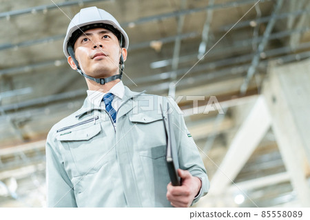 商業建築建設房地產商人男子 85558089
