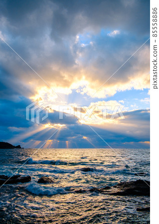 The seaside at dusk 85558886