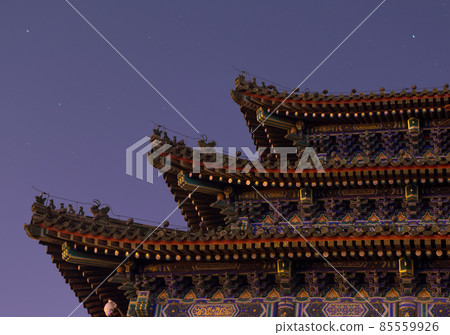 Night view of the Wanchun Pavilion at Jingshan Park in Beijing, China Night view of the Wanchun Pavilion at Jingshan Park in Beijing, China 85559926