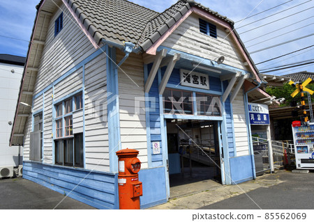 Takinomiya Station, which retains its original appearance in 1926 Takinomiya Station, which retains its original appearance in 1926 85562069
