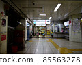 Shin-Nakano Station M05 No. 4 Sugiyama Park Intersection South Ticket Gate 85563278