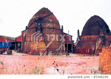 The famous centenarian traditional kilns for manufacturing handmade bricks in Vinh Long Province of Mekong Delta, Vietnam 85566280