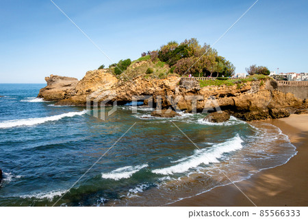 Rock of Basta and seaside in biarritz 85566333