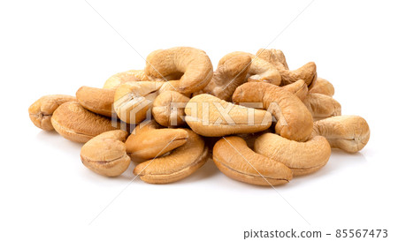 Roasted cashew nuts isolated on white 85567473