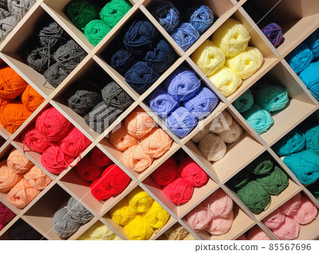 Many different varoius colors wool ball clews Many different varoius colors wool ball clews 85567696