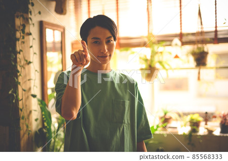 一個男人 85568333