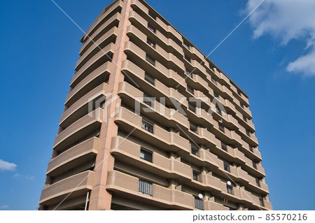 A photo looking up at the condominium building A photo looking up at the condominium building 85570216
