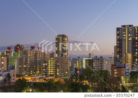 Evening view of Minamihorie, Nishi-ku, Osaka Cityscape 85570247