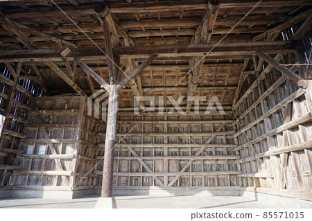 Tsuyama City, Okayama Prefecture JR Imbi Line Mimasaka-Takio Station Cargo Shed No. 1 (Inside) 85571015