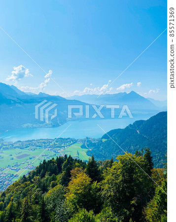 Lake Lucerne from the top of the mountain 85571369