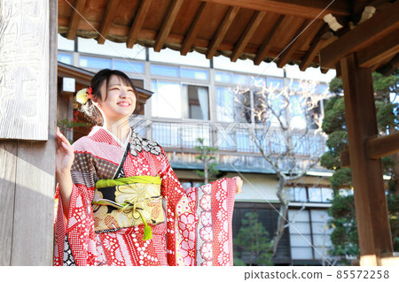 Pre-adult shooting Japanese woman in furisode location shooting in Japanese location Pre-adult shooting Japanese woman in furisode location shooting in Japanese location 85572258