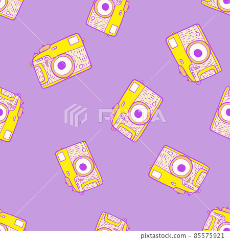 Photo camera vintage seamless pattern. Retro photo cameras design. Repeated texture in doodle style. 85575921