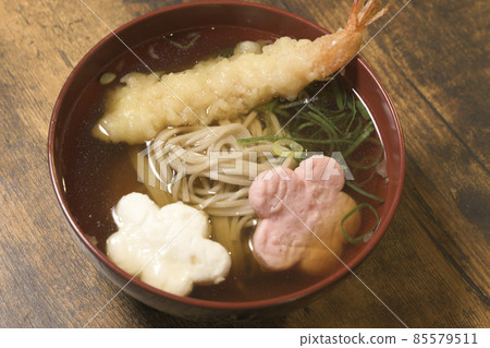 天婦羅蕎麥麵和紅白花新莊 天婦羅蕎麥麵和紅白花新莊 85579511