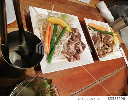 Enjoy Genghis Khan pot in Hokkaido Enjoy Genghis Khan pot in Hokkaido 85583296