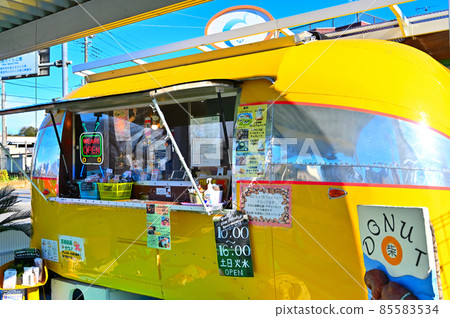 Kitchen car Kitamoto City, Saitama Prefecture Shiba Donuts & Dog Run 85583534