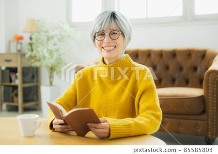 白髮手術刀讀書 85585803