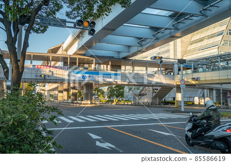 Yurikamome Tokyo Big Sight Station 85586619