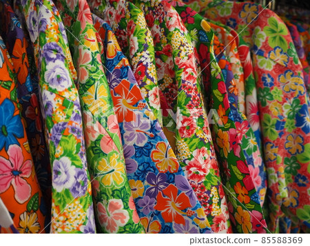 琉球花紋布、夏色、紅花 85588369