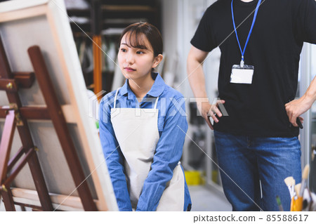 creative, teacher, female 85588617