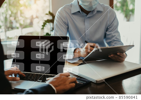 Business meeting account managers crew working search page on computer with new startup project. Idea presentation, analyze plans. 85590841