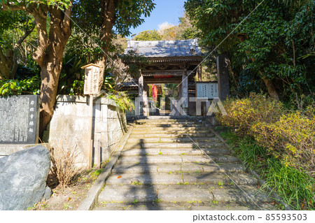 甘殿寺大門（神奈川縣逗子市） 85593503