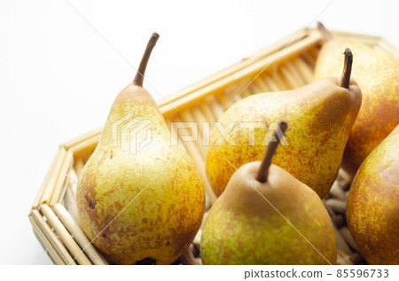 Ripe and sweet pears from an organic farm, natural and healthy food, 85596733