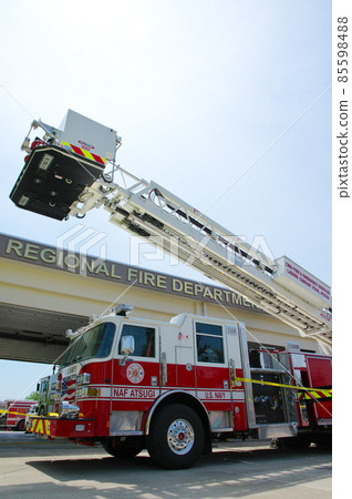 US Navy Fire Truck 85598488