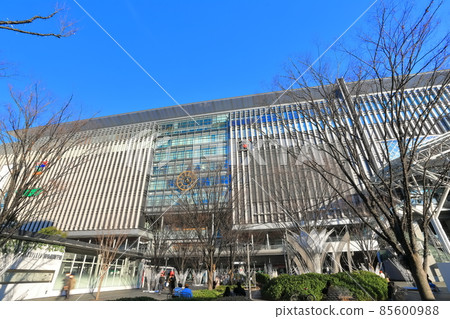[Fukuoka Prefecture] JR Hakata Station under clear skies 85600988
