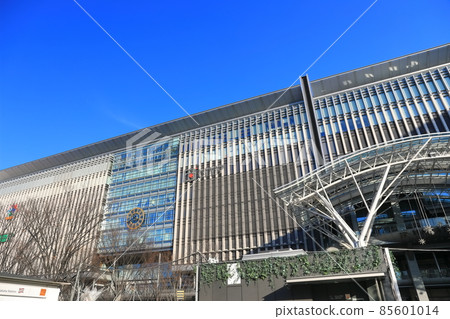 【福岡縣】晴空下的JR博多站 【福岡縣】晴空下的JR博多站 85601014