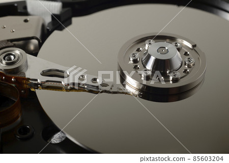 internal structure of a computer hard drive 85603204