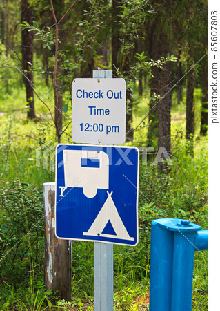 A camping check out time 12:00 pm message sign 85607803