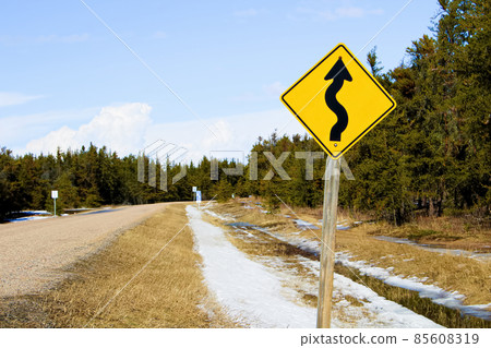 Warning of curvy road ahead 85608319